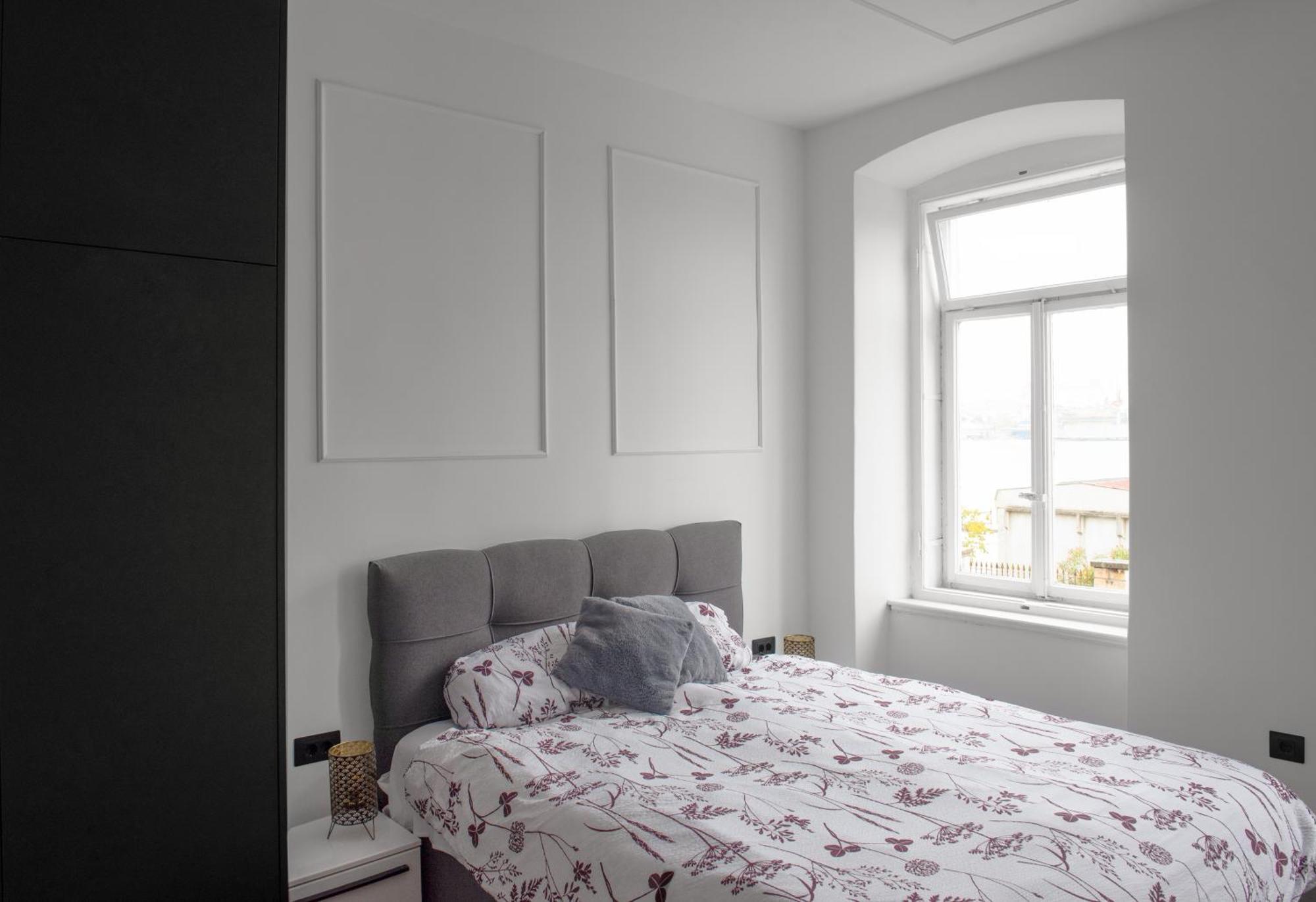 Navis City Apartments Pula Bagian luar foto