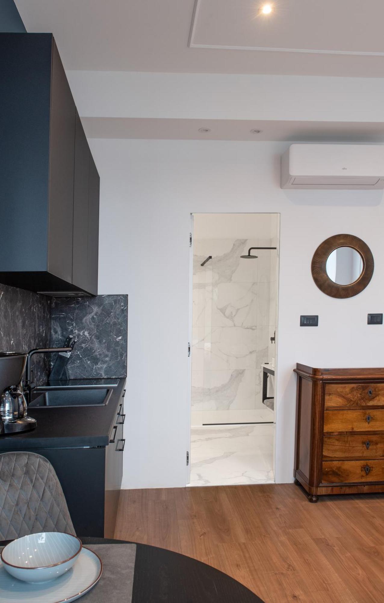 Navis City Apartments Pula Bagian luar foto